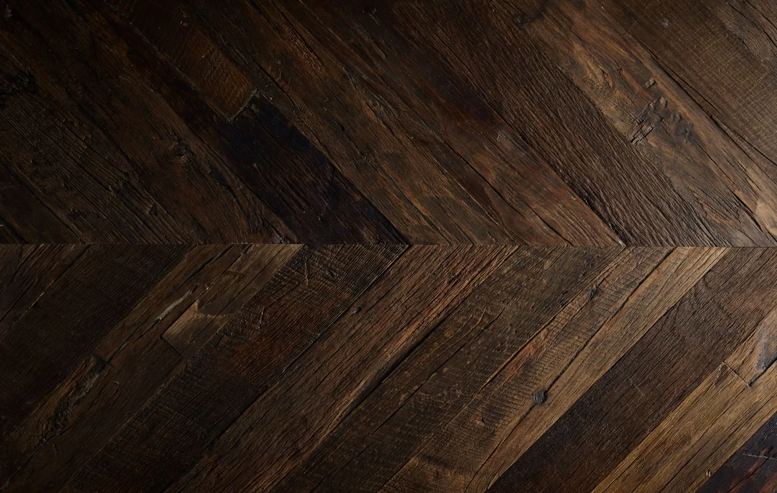Barn Oak, Noble, Chevron European Reclaimed floor