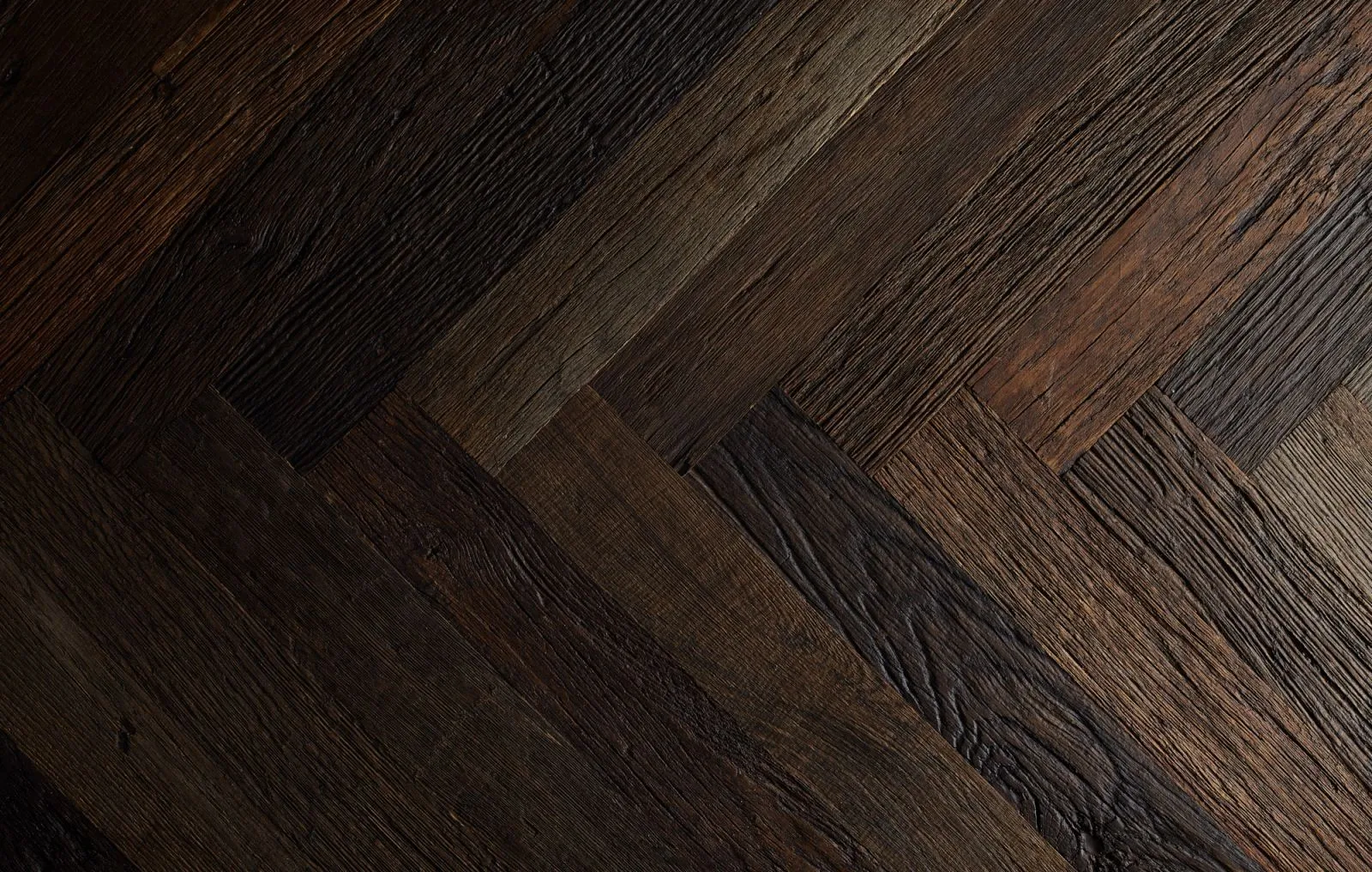 Barn Oak, Noble, Herringbone European Reclaimed floor