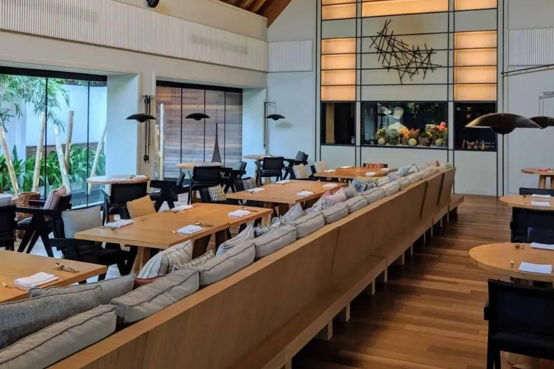 Tasting Table Maldives – imondi floor