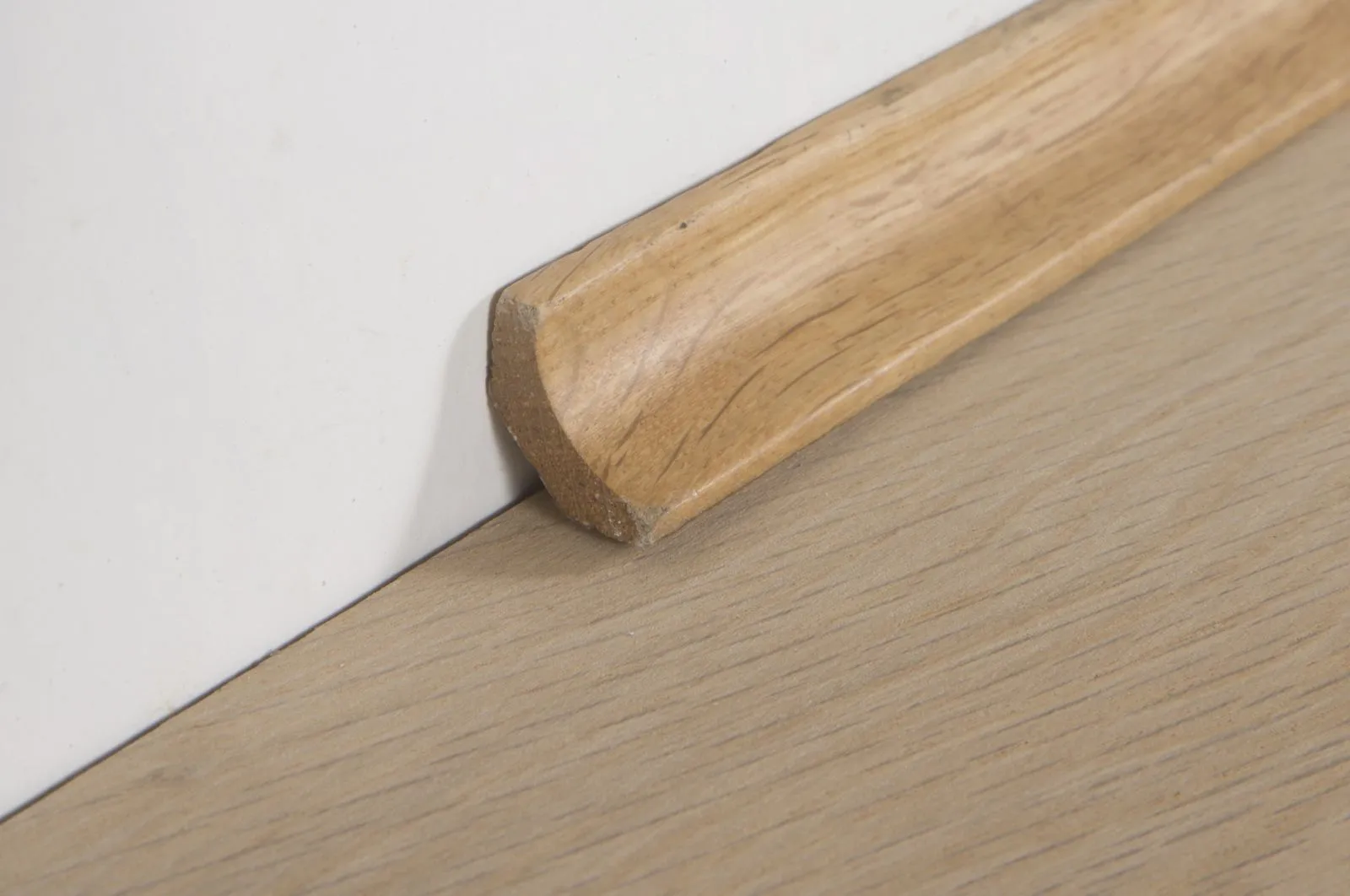 Beading Accessories floor
