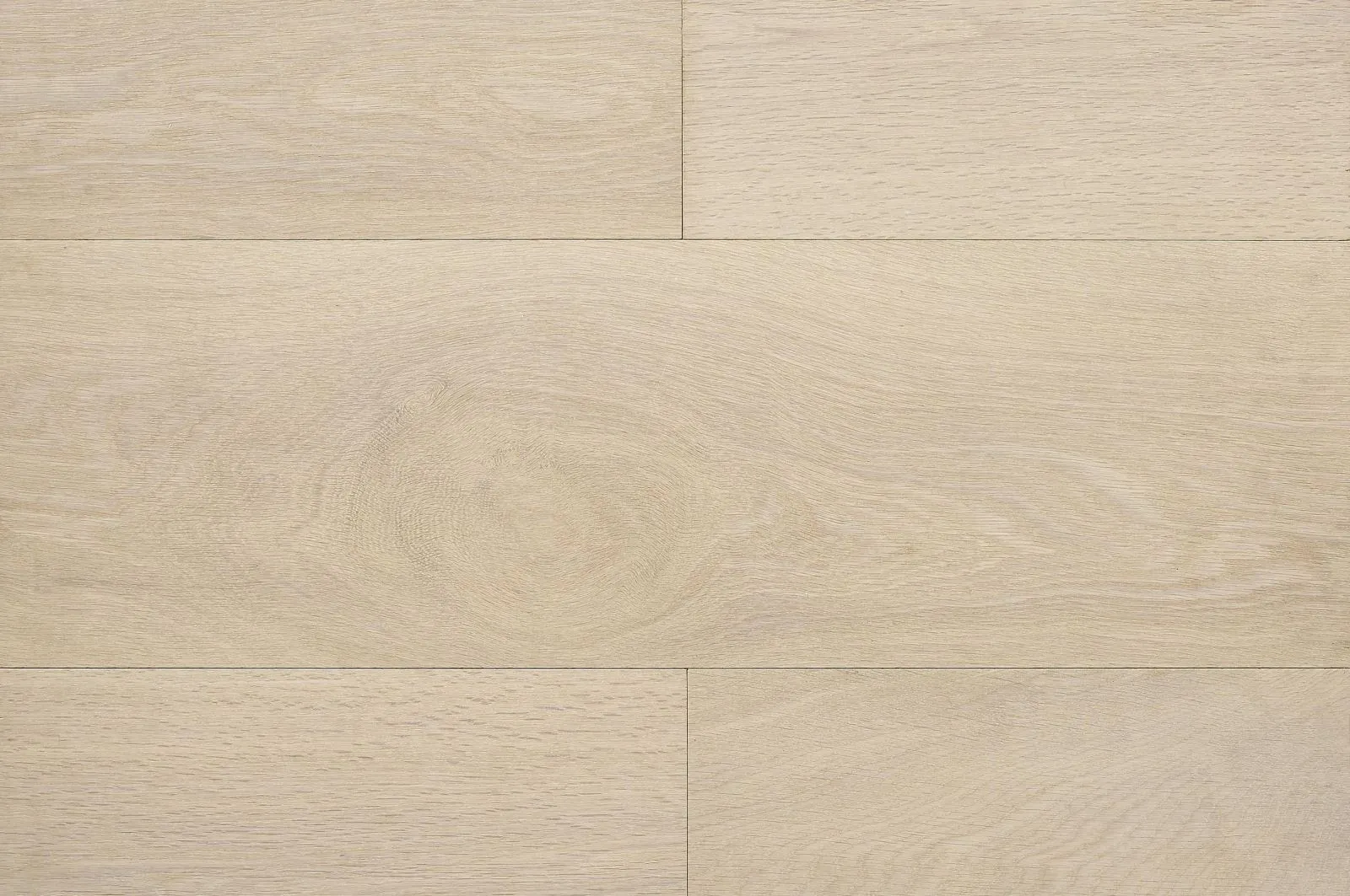 Milton Black & White floor