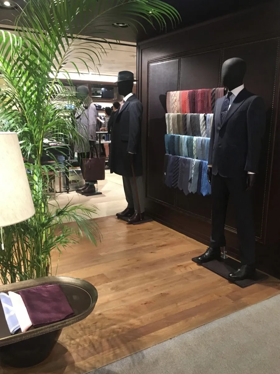 Dunhill Singapore – imondi floor