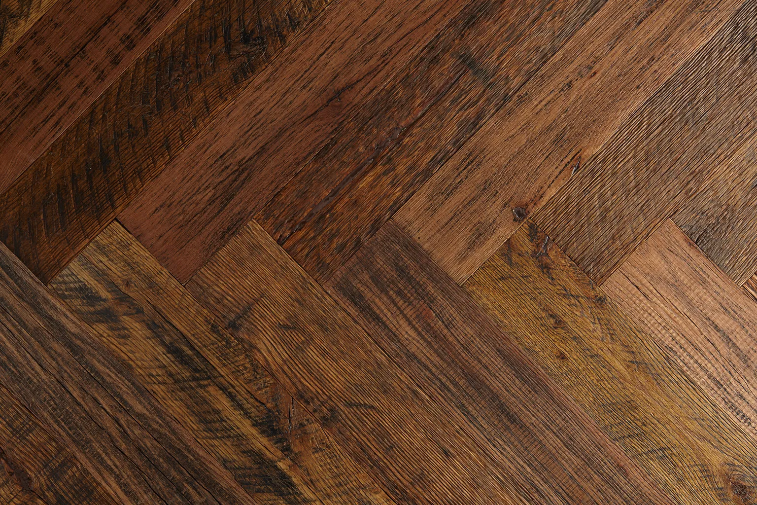 Oak Mist, Herringbone American Reclaimed floor