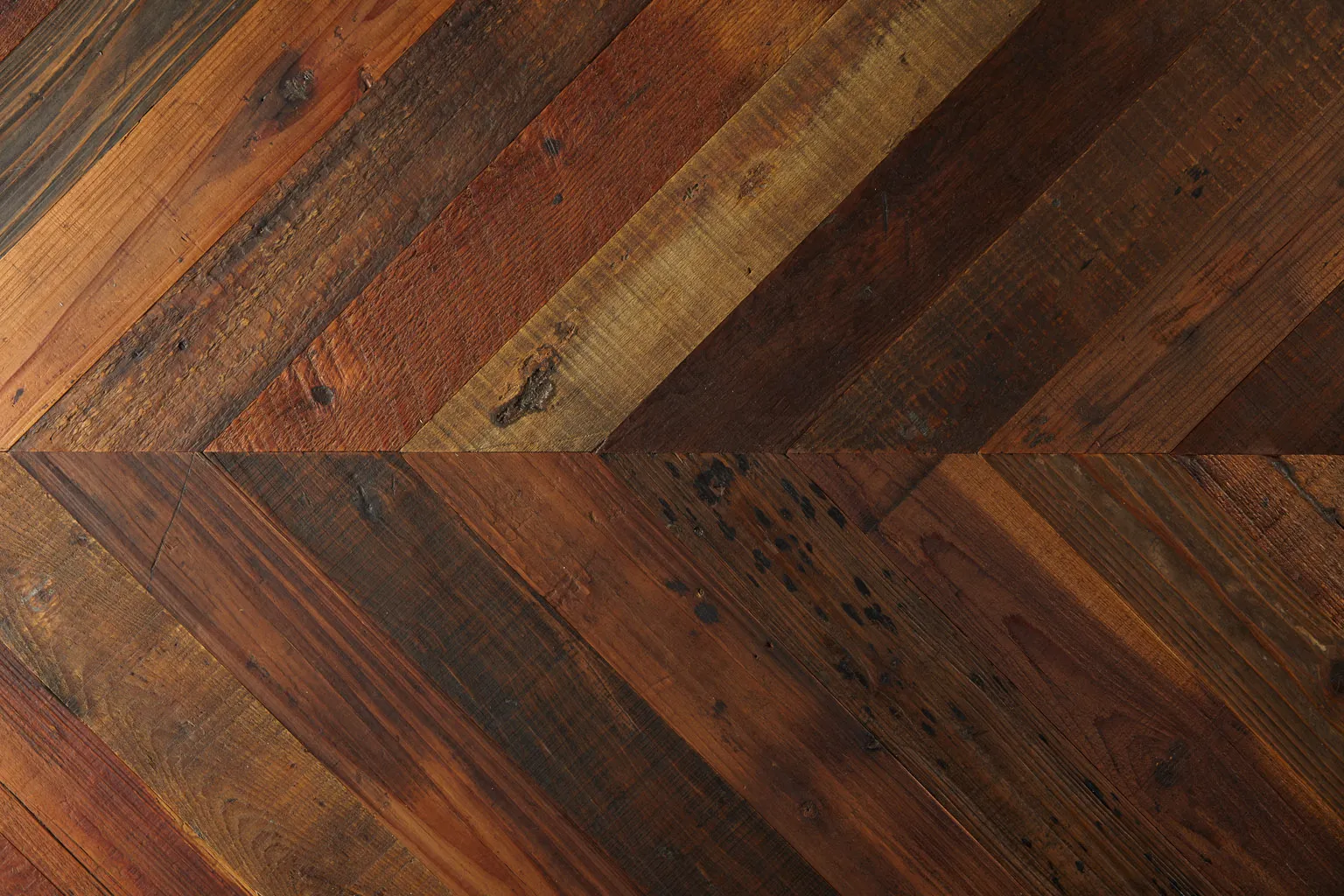 Pine Natural, Chevron Oriental Reclaimed floor