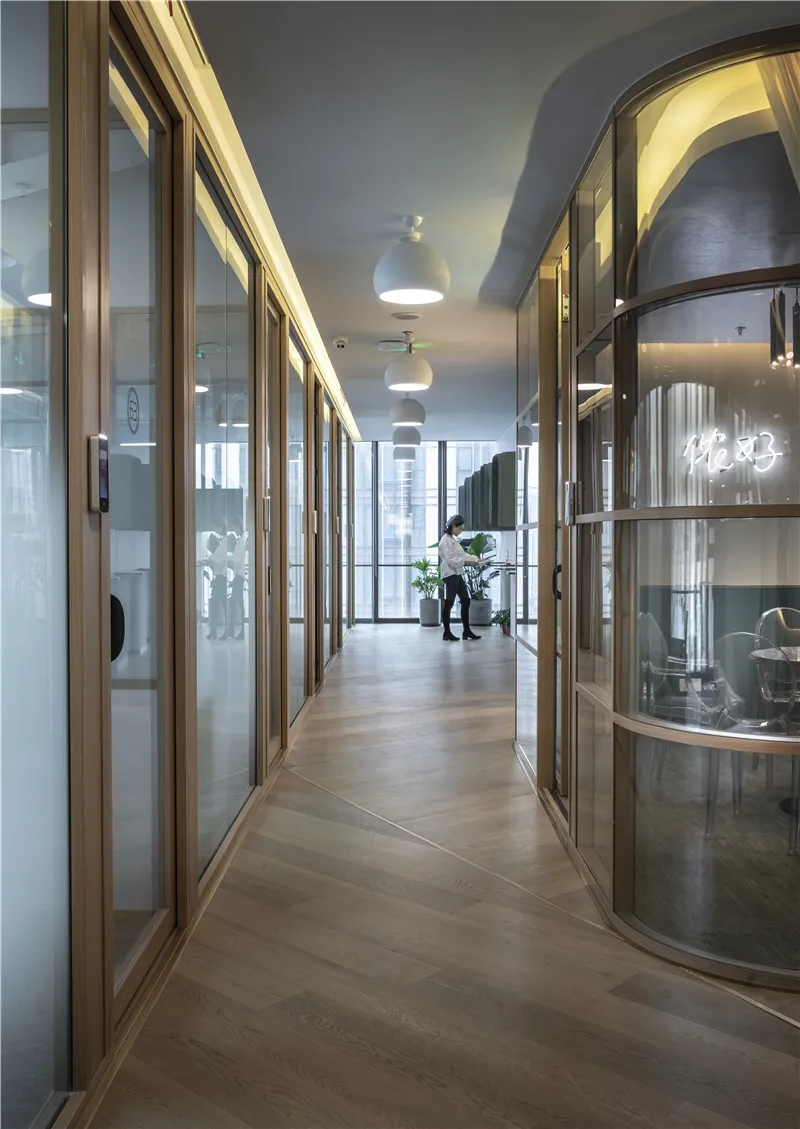FUNWORK Shanghai – imondi floor