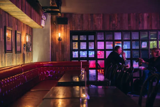 Brooklyn Bar Dalian, China – imondi floor