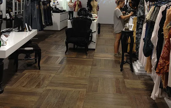 Fashion Retail Store UK – imondi floor