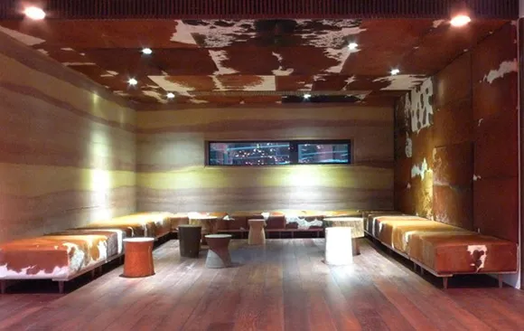 Naked Stables China – imondi floor