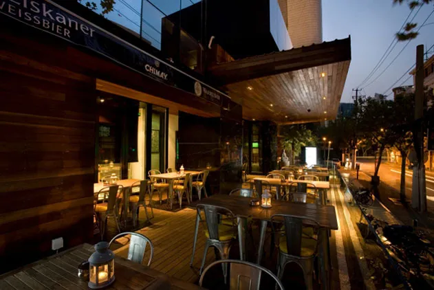 The Spot Bar & Restaurant – imondi floor