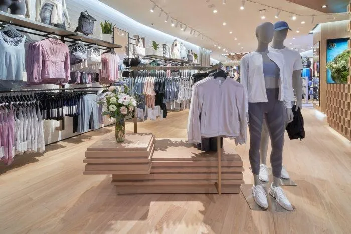 Lululemon The Mixc Xiamen – imondi floor