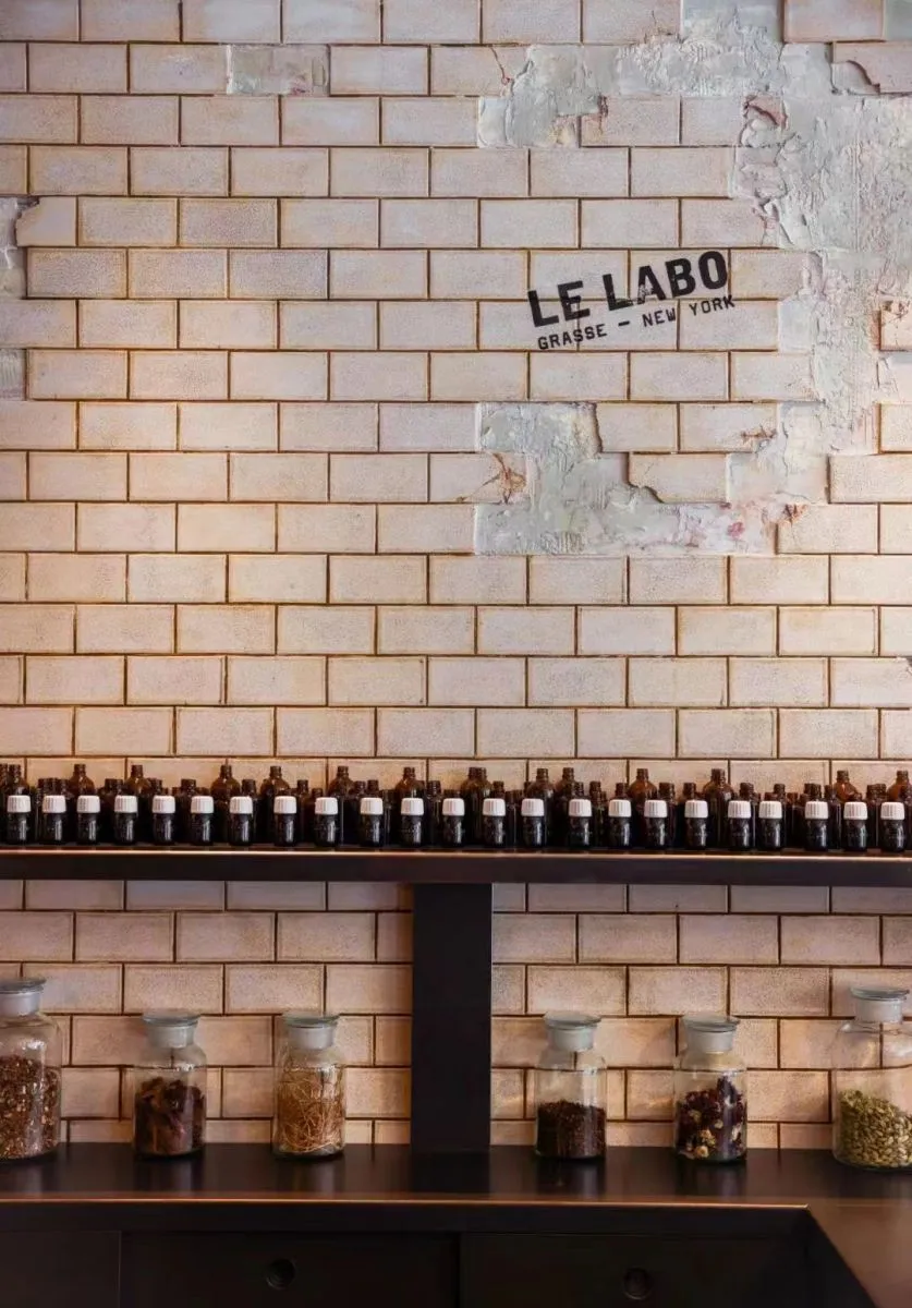 LE LABO PEACE HOTEL SHANGHAI – imondi floor