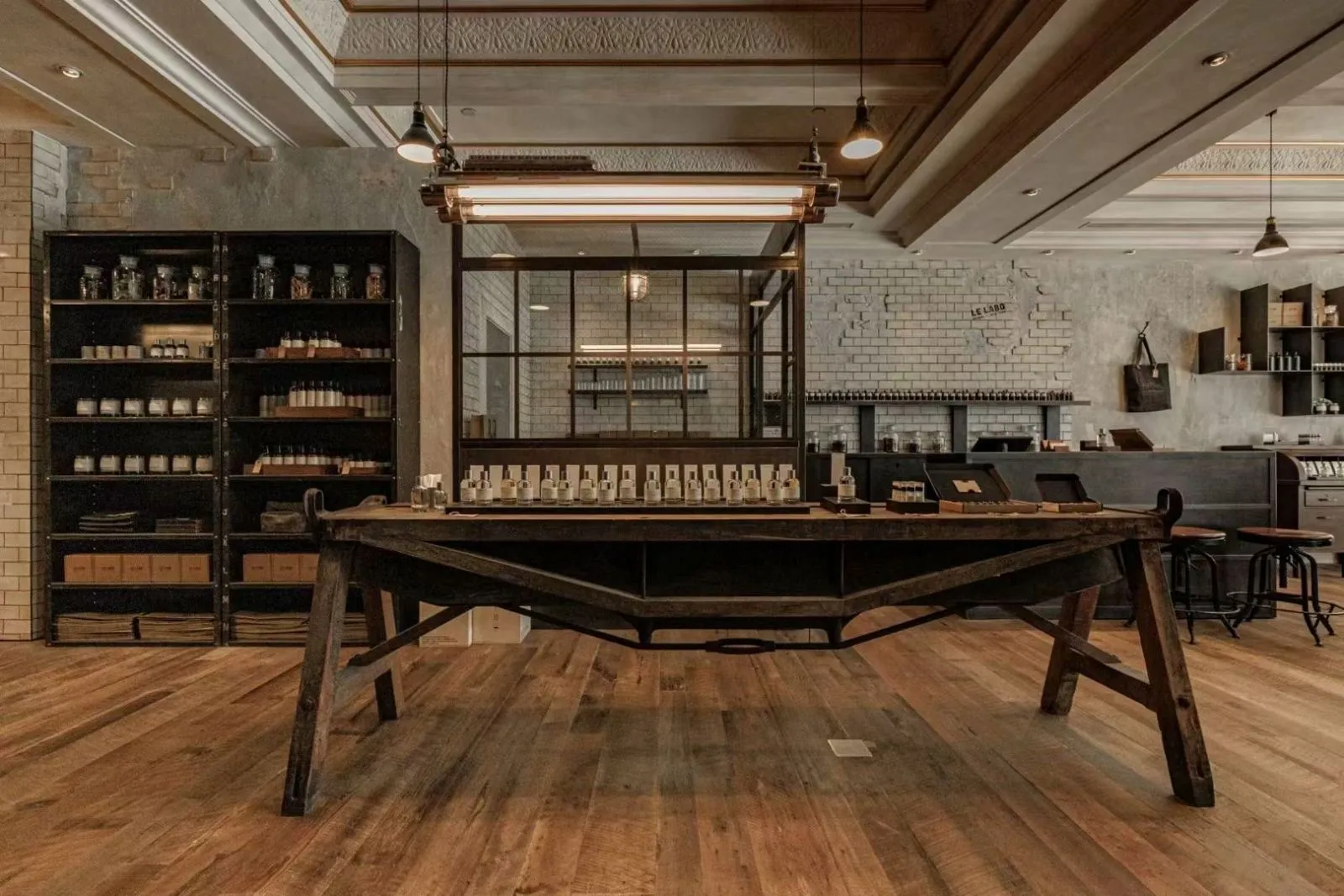 LE LABO PEACE HOTEL SHANGHAI – imondi floor